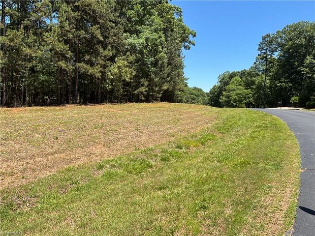 1348 Starboard Reach, Lexington, NC 27292