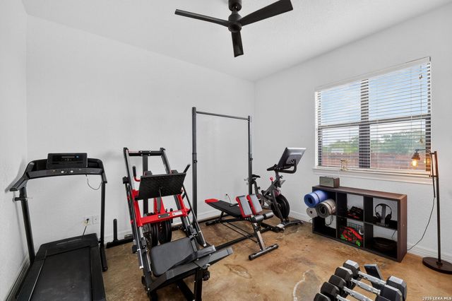 1247 PRIVATE ROAD 3702, San Antonio, TX 78253