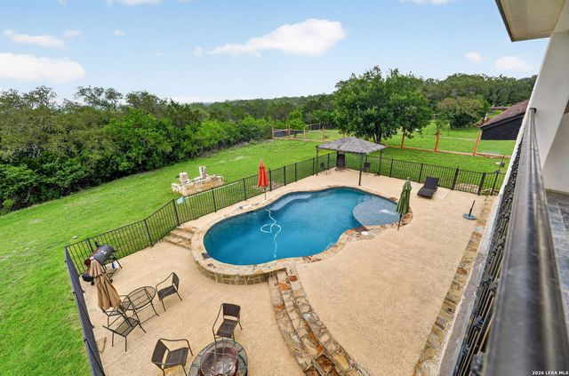 1247 PRIVATE ROAD 3702, San Antonio, TX 78253