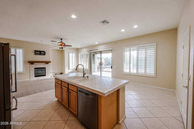 40601 N REPUBLIC Way, Anthem, AZ 85086