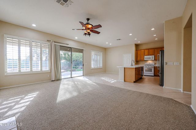 40601 N REPUBLIC Way, Anthem, AZ 85086