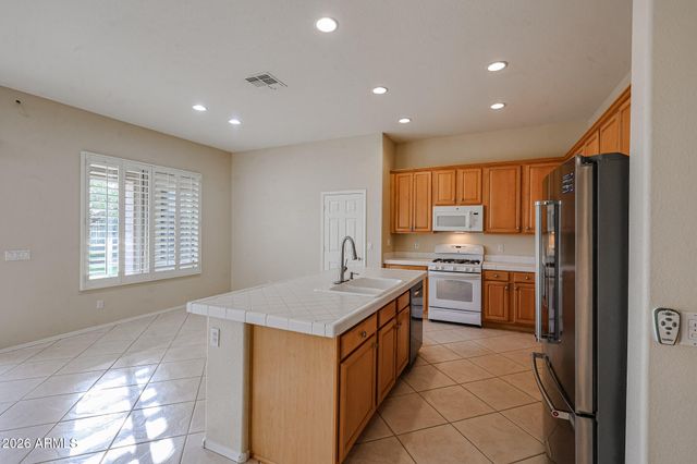 40601 N REPUBLIC Way, Anthem, AZ 85086