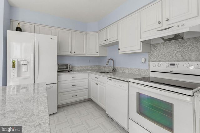 5110 EUSTON CT, Bensalem, PA 19020