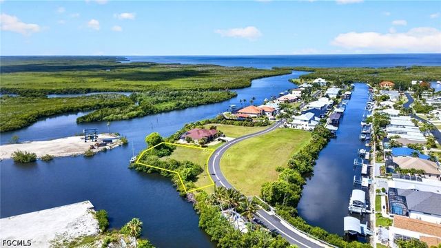 5408 Sea Edge DR, Punta Gorda, FL 33950