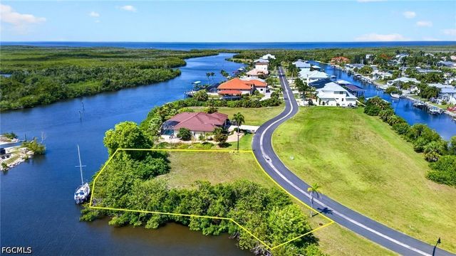 5408 Sea Edge DR, Punta Gorda, FL 33950
