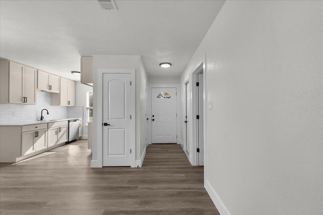 2933 Lucinda Lane, Fort Worth, TX 76119