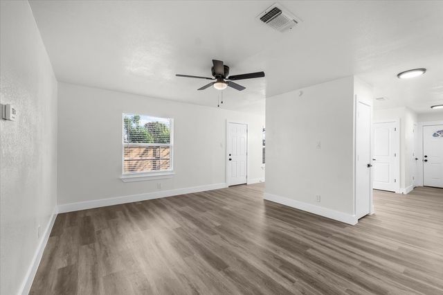 2933 Lucinda Lane, Fort Worth, TX 76119