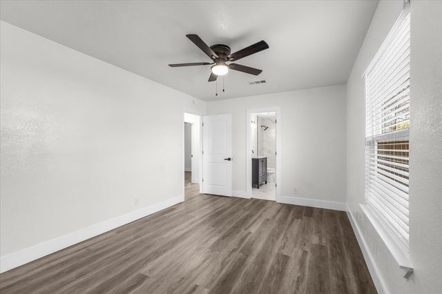 2933 Lucinda Lane, Fort Worth, TX 76119