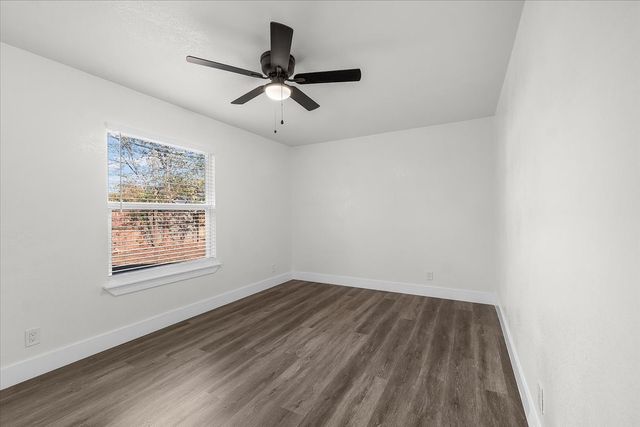 2933 Lucinda Lane, Fort Worth, TX 76119