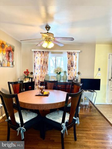 7908 CAWKER AVE, Lanham, MD 20706