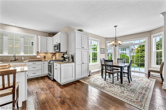 32708 Albion Drive, Avon Lake, OH 44012