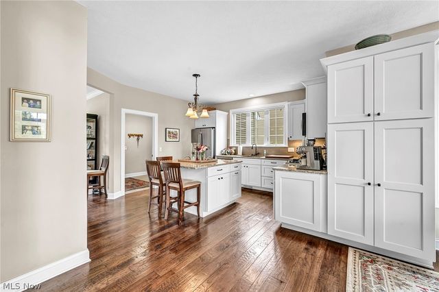 32708 Albion Drive, Avon Lake, OH 44012
