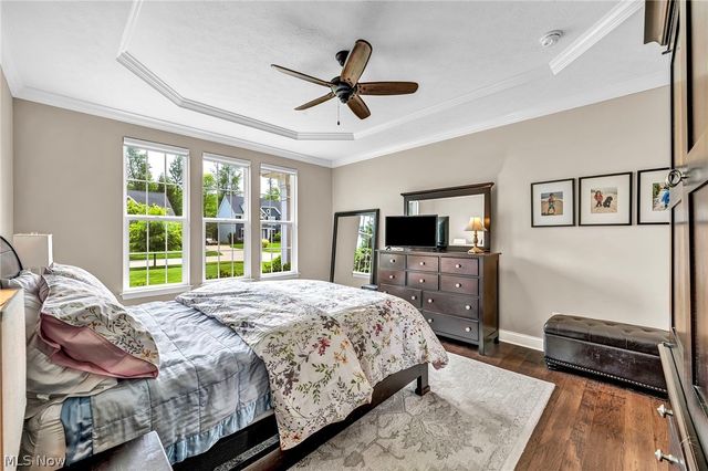 32708 Albion Drive, Avon Lake, OH 44012