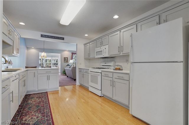 421 W Reserve Drive 82, Cuyahoga Falls, OH 44223