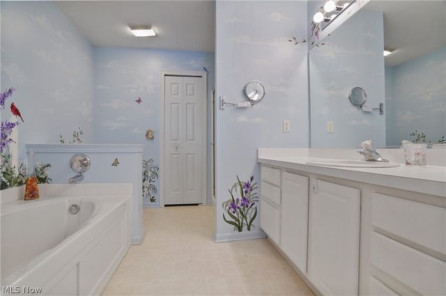 421 W Reserve Drive 82, Cuyahoga Falls, OH 44223