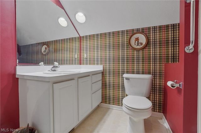 421 W Reserve Drive 82, Cuyahoga Falls, OH 44223