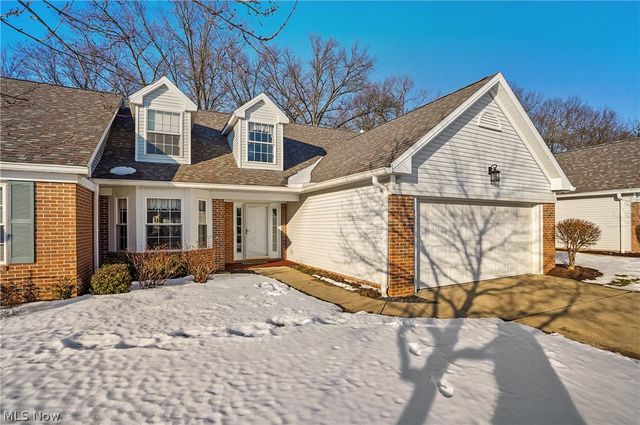 421 W Reserve Drive 82, Cuyahoga Falls, OH 44223