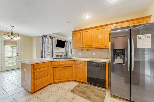 599 N Rocky Crossing, Fayetteville, AR 72704