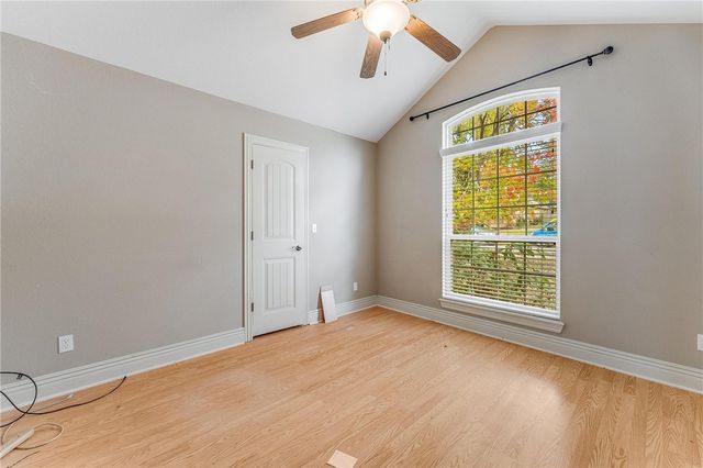 599 N Rocky Crossing, Fayetteville, AR 72704