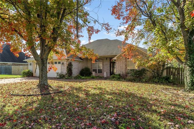 599 N Rocky Crossing, Fayetteville, AR 72704