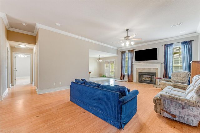 599 N Rocky Crossing, Fayetteville, AR 72704