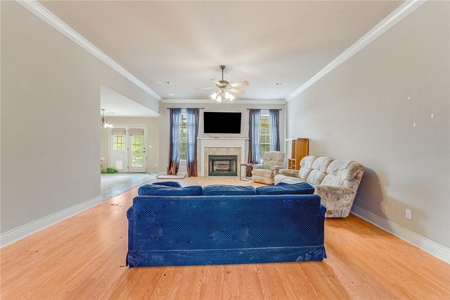 599 N Rocky Crossing, Fayetteville, AR 72704