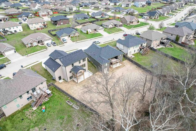 5826 MISTY SPRINGS WAY, Columbia, MO 65202