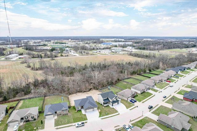 5826 MISTY SPRINGS WAY, Columbia, MO 65202