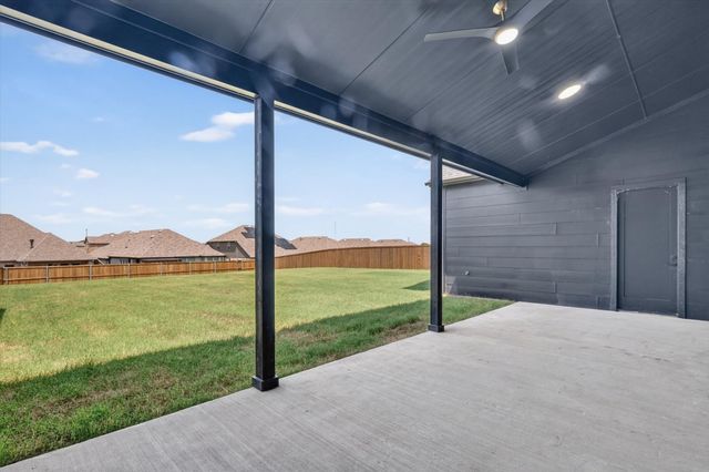 1008 Devonshire Drive N, Forney, TX 75126