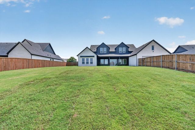 1008 Devonshire Drive N, Forney, TX 75126