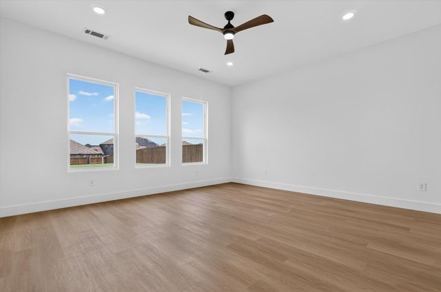 1008 Devonshire Drive N, Forney, TX 75126