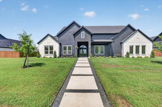 1008 Devonshire Drive N, Forney, TX 75126