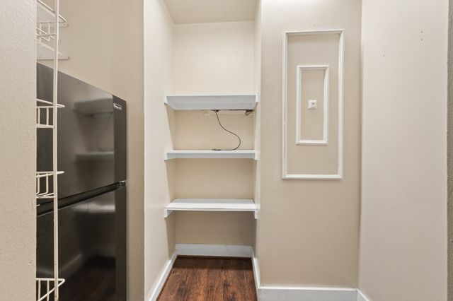 14813 Oakwood Lane, Balch Springs, TX 75180