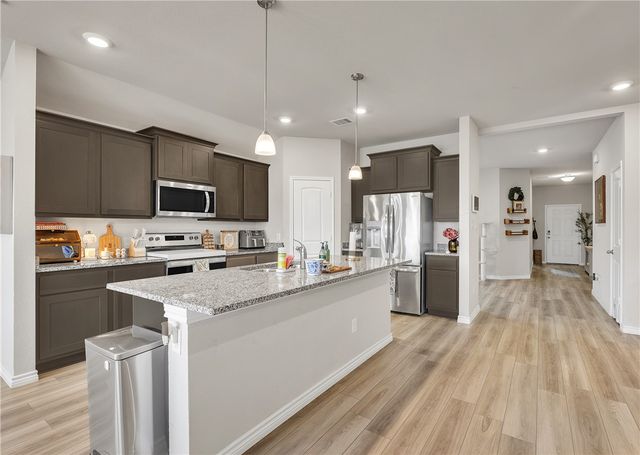 2016 Chief Street, Bryan, TX 77807