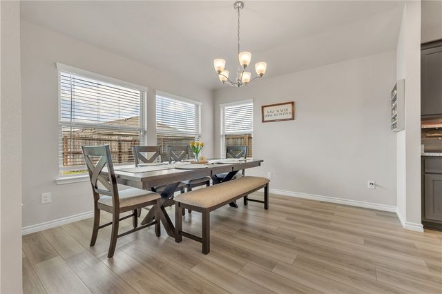 2016 Chief Street, Bryan, TX 77807