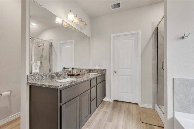 2016 Chief Street, Bryan, TX 77807