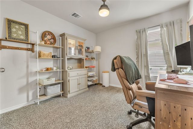 2016 Chief Street, Bryan, TX 77807