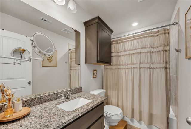 2016 Chief Street, Bryan, TX 77807