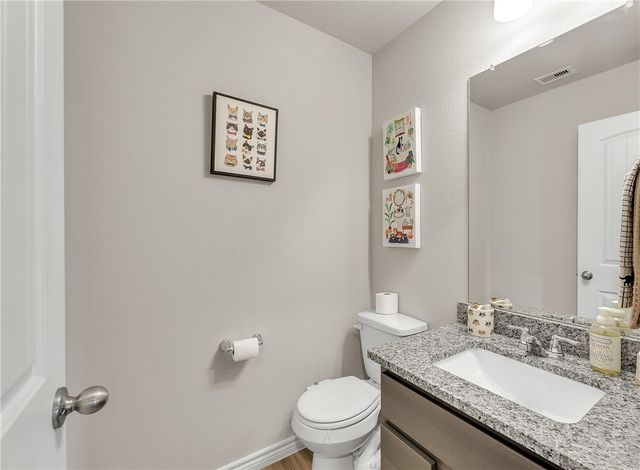 2016 Chief Street, Bryan, TX 77807