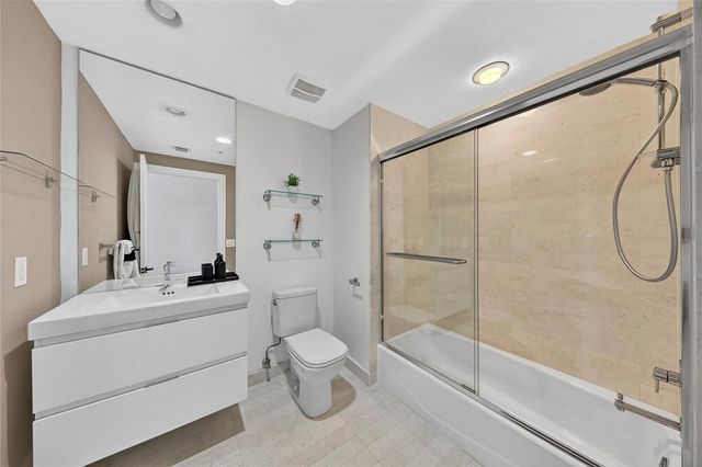 17301 Biscayne Boulevard 506, North Miami Beach, FL 33160
