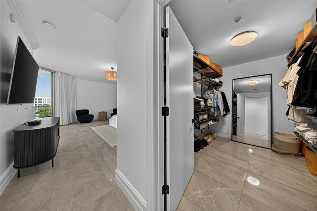 17301 Biscayne Boulevard 506, North Miami Beach, FL 33160