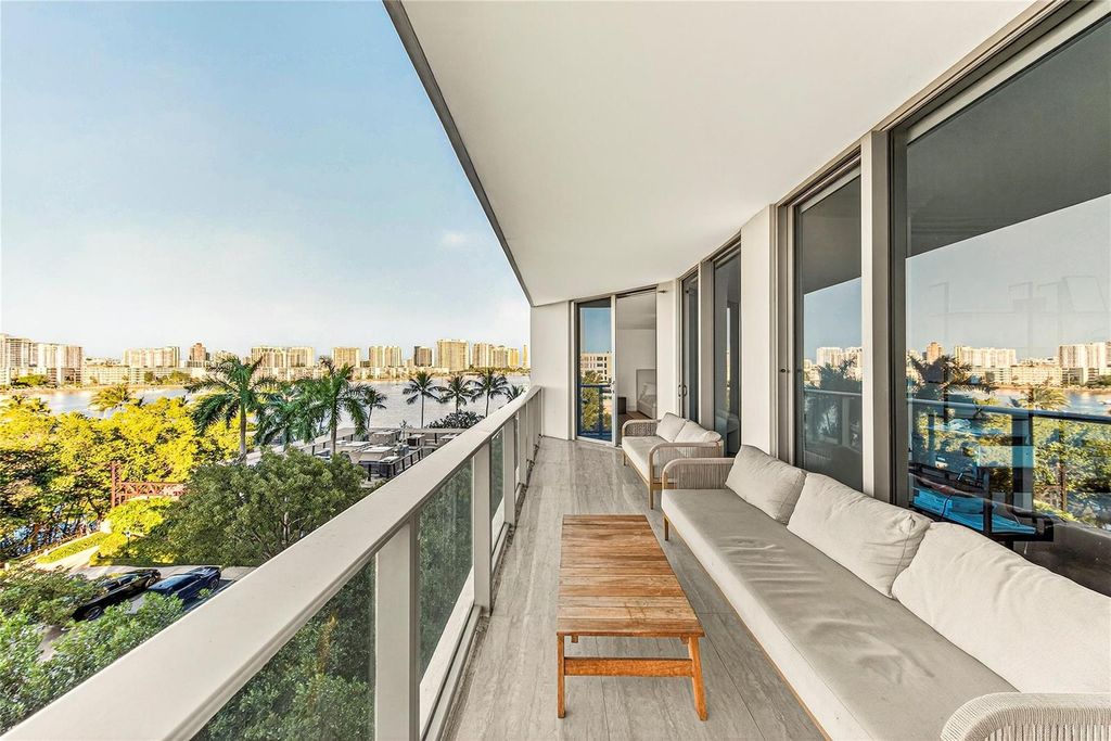 17301 Biscayne Boulevard 506, North Miami Beach, FL 33160