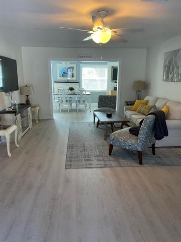 1609 N M Street, Lake Worth Beach, FL 33460