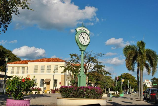 1609 N M Street, Lake Worth Beach, FL 33460