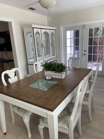 1609 N M Street, Lake Worth Beach, FL 33460