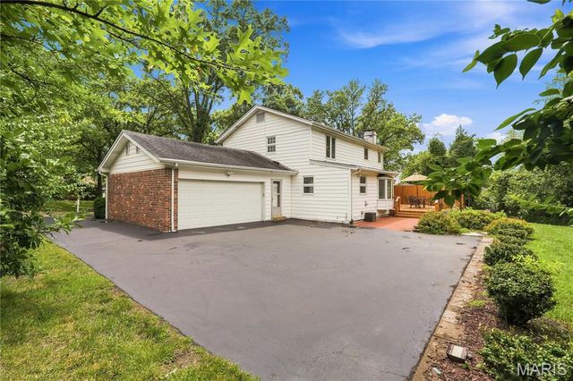505 Richley Drive, Chesterfield, MO 63017