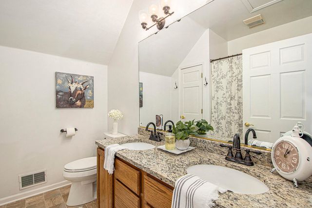12815 E Michigan Avenue, Grass Lake, MI 49240