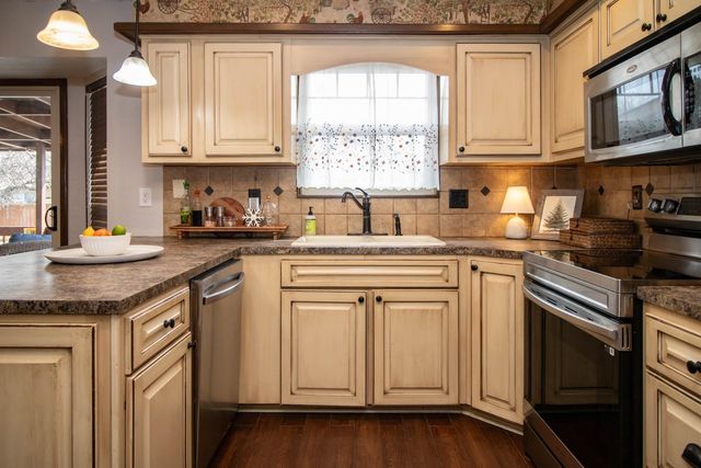 742 N Sullivan, Mulvane, KS 67110