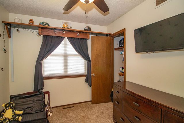 742 N Sullivan, Mulvane, KS 67110