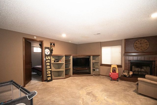 742 N Sullivan, Mulvane, KS 67110